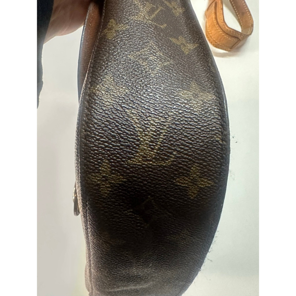 Women's Louis Vuitton Monogram Crossbody Bag One Size Brown - Picture 3 of 11